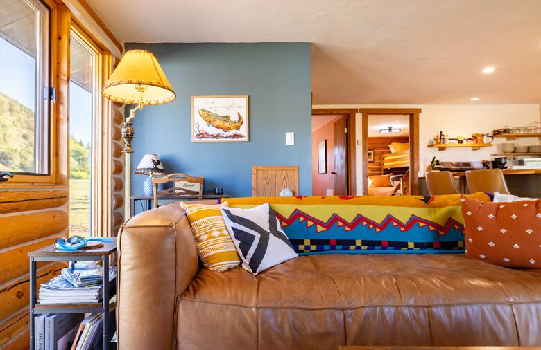 บ้านไม้ Mill Creek บนพื้นที่ส่วนตัว 80 เอเคอร์ - Anaconda, Montana