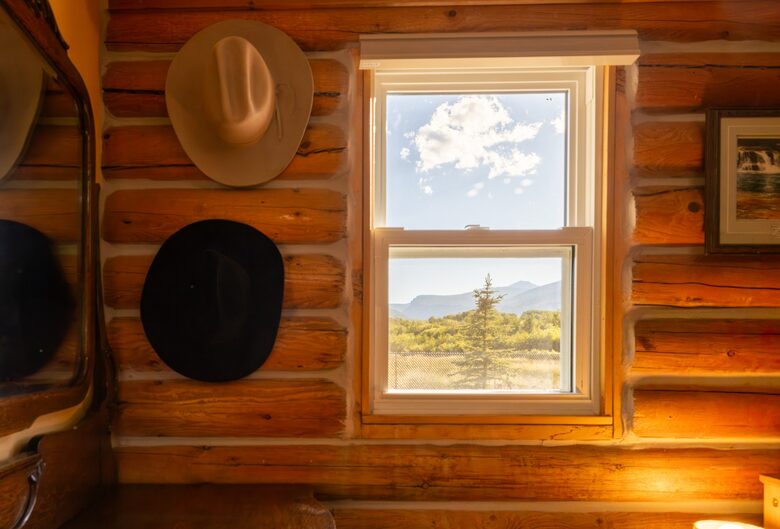 บ้านไม้ Mill Creek บนพื้นที่ส่วนตัว 80 เอเคอร์ - Anaconda, Montana