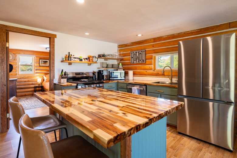 บ้านไม้ Mill Creek บนพื้นที่ส่วนตัว 80 เอเคอร์ - Anaconda, Montana