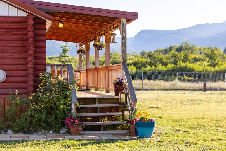 บ้านไม้ Mill Creek บนพื้นที่ส่วนตัว 80 เอเคอร์ - Anaconda, Montana