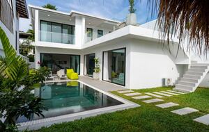 Villa Ling-Guu | Balinese Luxury with Phi Phi Views - Ko Lanta District, Thailand