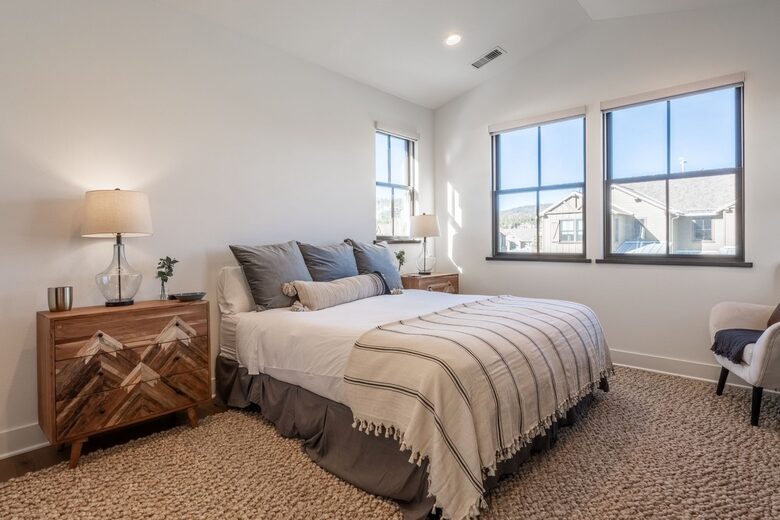 Luxury Mammoth Escape Near Eagle Lodge - Mammoth Lakes, California