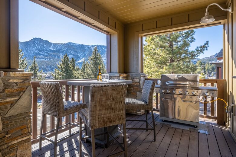 Luxury Mammoth Escape Near Eagle Lodge - Mammoth Lakes, California