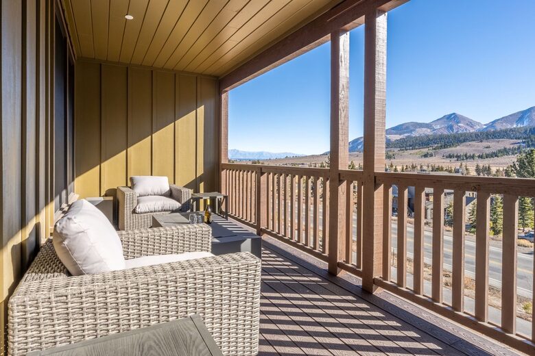 Luxury Mammoth Escape Near Eagle Lodge - Mammoth Lakes, California