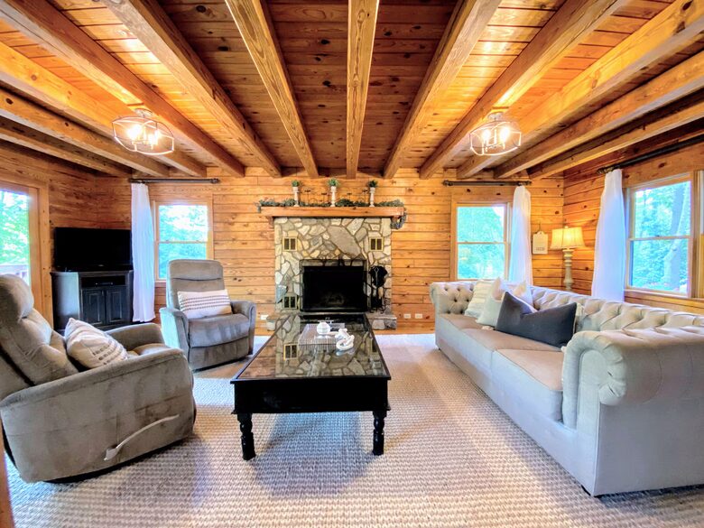 Lake Norman Cabin with Dock and Diving Board - Mooresville, North Carolina