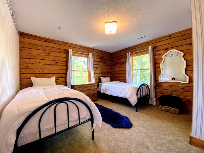 Lake Norman Cabin with Dock and Diving Board - Mooresville, North Carolina