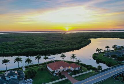 Port Charlotte Waterfront Retreat with Private Dock - Port Charlotte, Florida