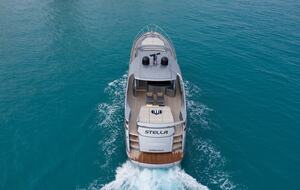Iconic Hamptons Yacht Day Trips Aboard a 70-Foot Pershing - Middletown, Connecticut