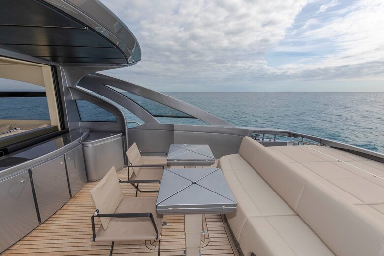 Iconic Hamptons Yacht Day Trips Aboard a 70-Foot Pershing - Middletown, Connecticut