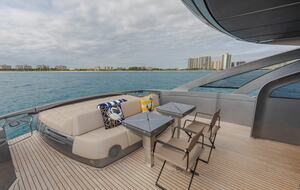 Iconic Hamptons Yacht Day Trips Aboard a 70-Foot Pershing
