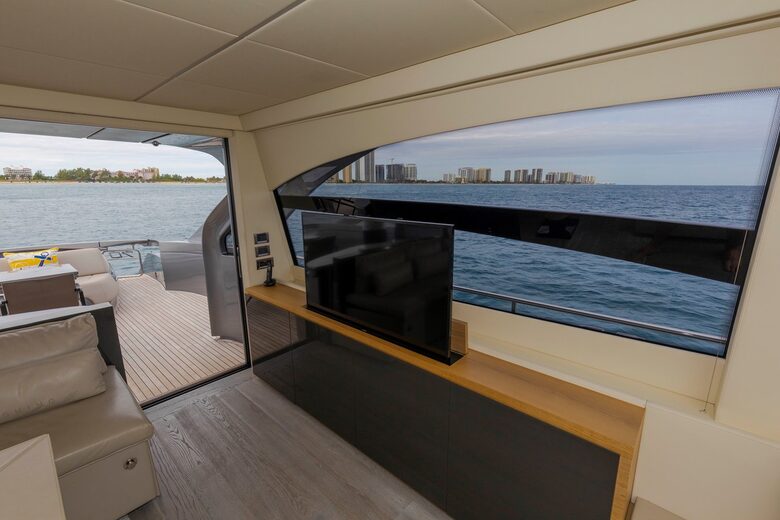 Iconic Hamptons Yacht Day Trips Aboard a 70-Foot Pershing - Middletown, Connecticut