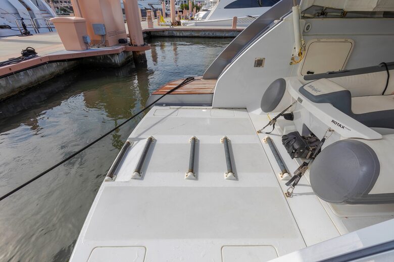 Iconic Hamptons Yacht Day Trips Aboard a 70-Foot Pershing - Middletown, Connecticut