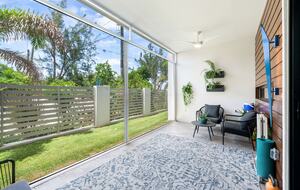 Contemporary Coastal Home in Grand Cayman - George Town, Cayman Islands