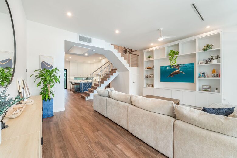 Contemporary Coastal Home in Grand Cayman - George Town, Cayman Islands