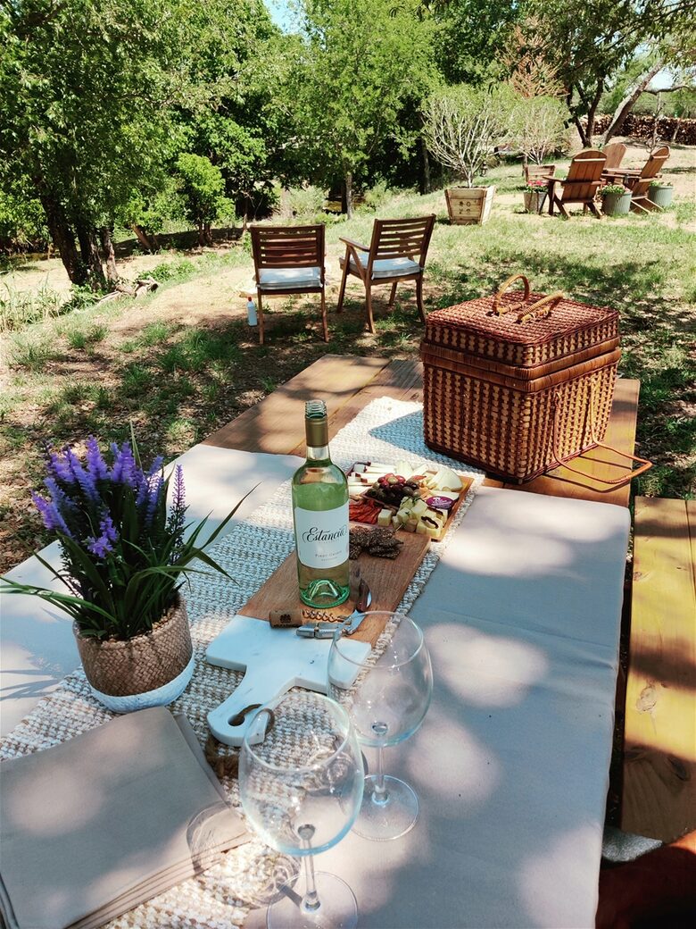 Country Olive Grove Bunkhouse and Bungalow - Fredericksburg, Texas