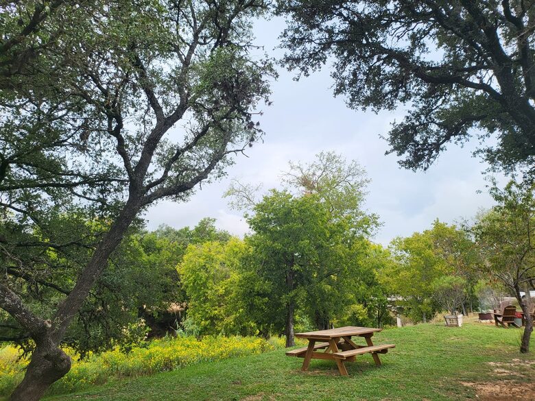 Country Olive Grove Bunkhouse and Bungalow - Fredericksburg, Texas