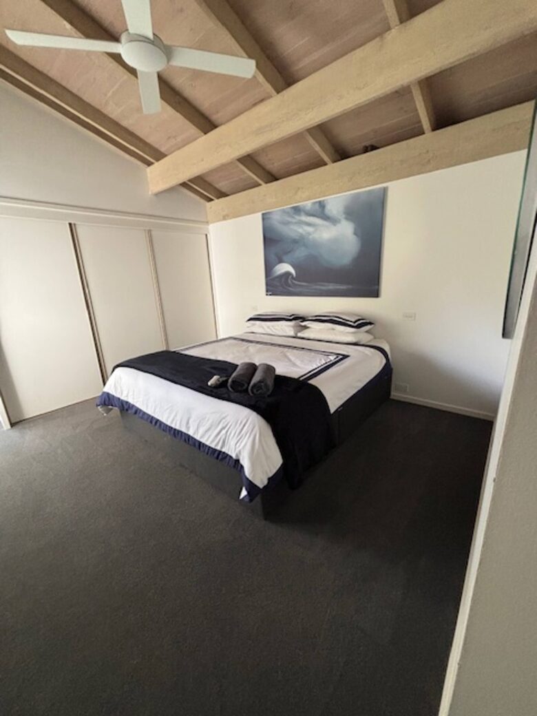 Portsea Garden Estate with Pool & Tennis Court - Melbourne, Australia