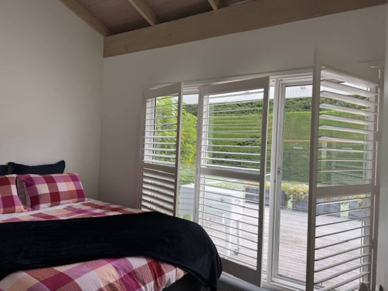 Portsea Garden Estate with Pool & Tennis Court - Melbourne, Australia