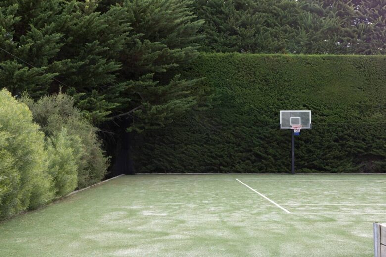 Portsea Garden Estate with Pool & Tennis Court - Melbourne, Australia