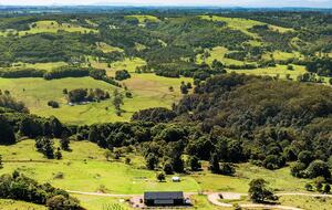 Luxury Hinterland Escape on 200 Acres - The Barn Retreat - Coolgardie, Australia