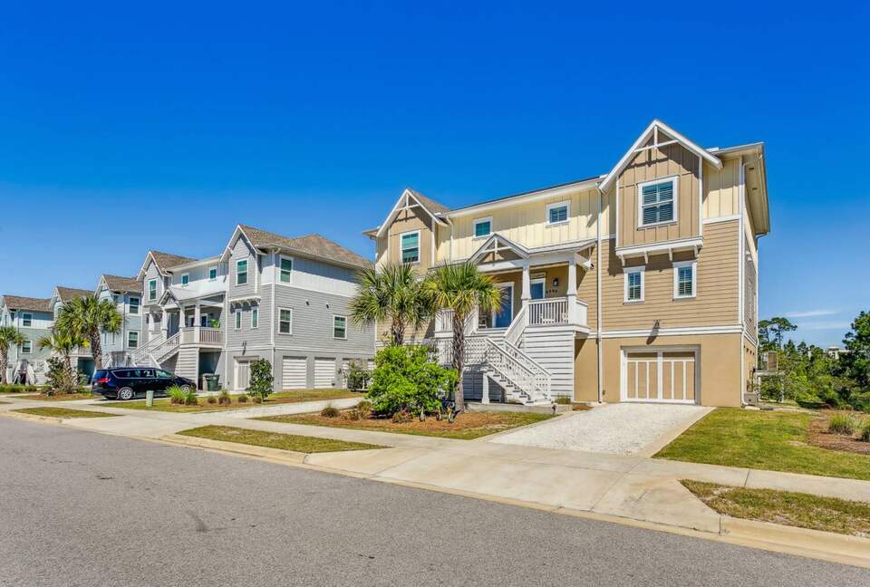 Perdido Key Retreat with Private Beach Club Access - Pensacola, Florida