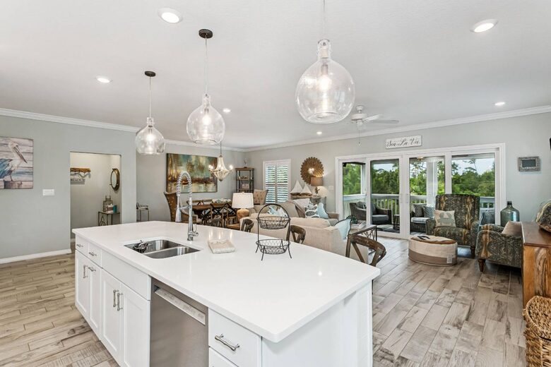Perdido Key Retreat with Private Beach Club Access - Pensacola, Florida