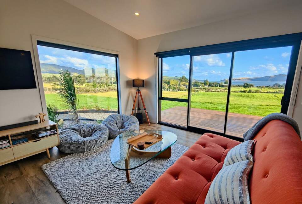 Private Couples Escape Overlooking Hokianga Harbour - Opononi, New Zealand