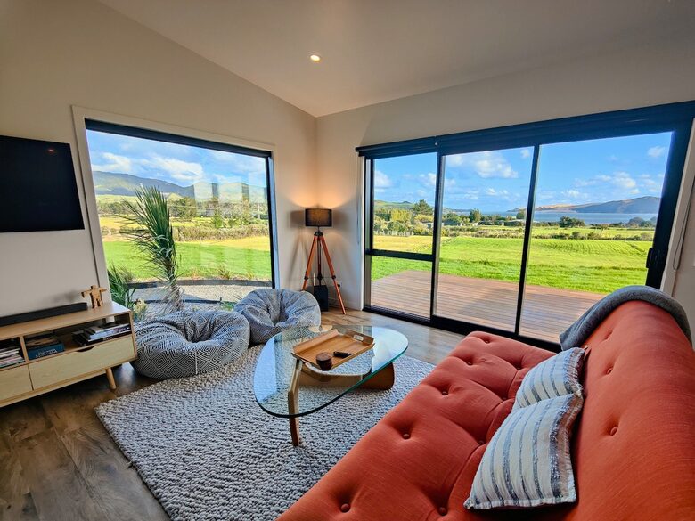 Private Couples Escape Overlooking Hokianga Harbour - Opononi, New Zealand