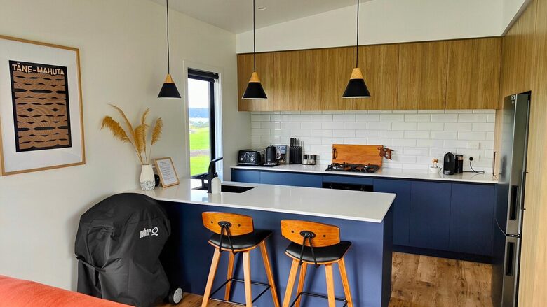 Private Couples Escape Overlooking Hokianga Harbour - Opononi, New Zealand