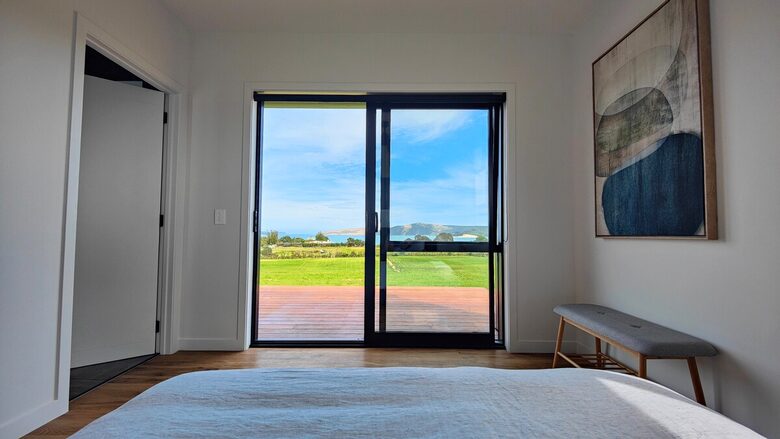 Private Couples Escape Overlooking Hokianga Harbour - Opononi, New Zealand