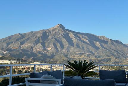 Panoramic Sea View Penthouse in Nueva Andalucía - Marbella, Spain