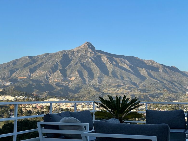 Panoramic Sea View Penthouse in Nueva Andalucía - Marbella, Spain