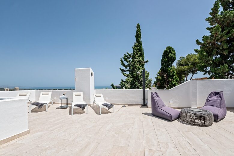 Panoramic Sea View Penthouse in Nueva Andalucía - Marbella, Spain