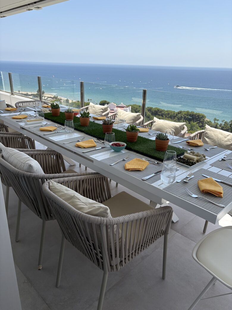 Sea View Residence in a Gated Marbella Community - Marbella, Spain
