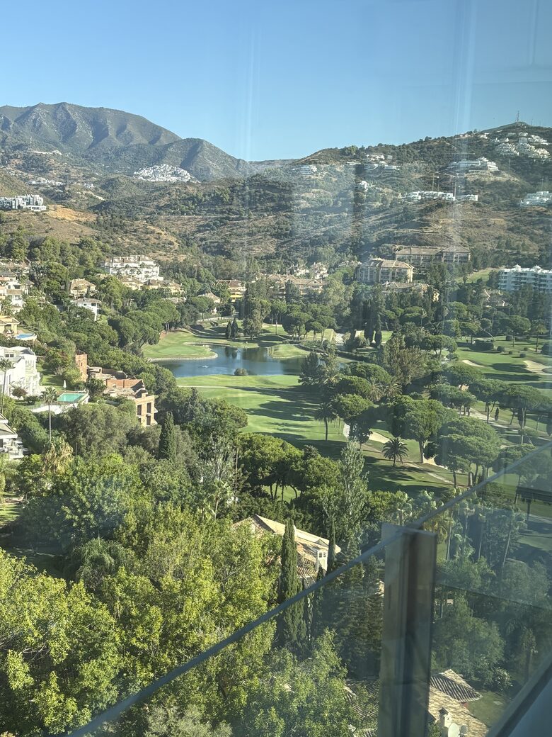 Sea View Residence in a Gated Marbella Community - Marbella, Spain