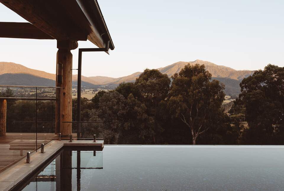 The Banya House Mount Beauty Alpine Retreat - Tawonga South, Australia