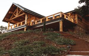 The Banya House Mount Beauty Alpine Retreat - Tawonga South, Australia