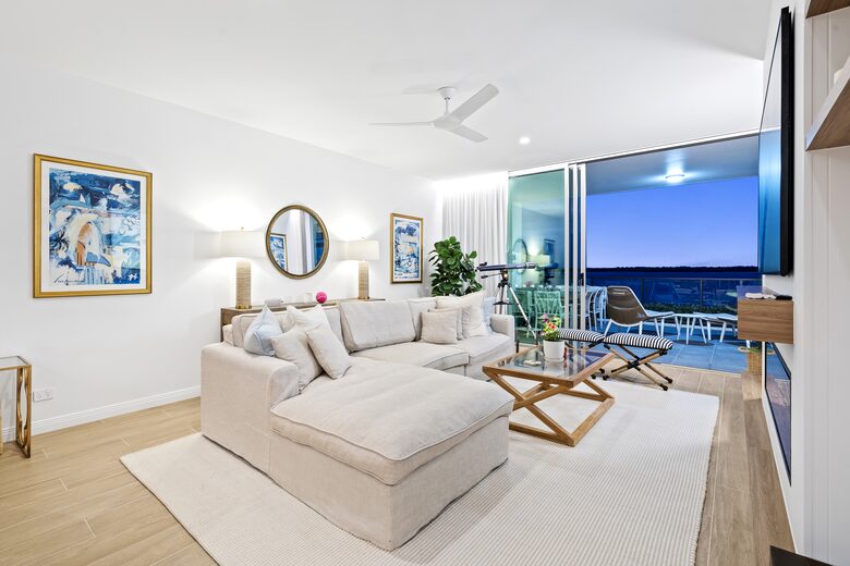 Elegant Waterfront Living on Ephraim Island - Gold Coast, Australia