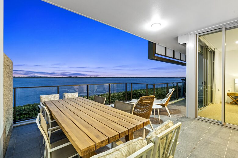 Elegant Waterfront Living on Ephraim Island - Gold Coast, Australia