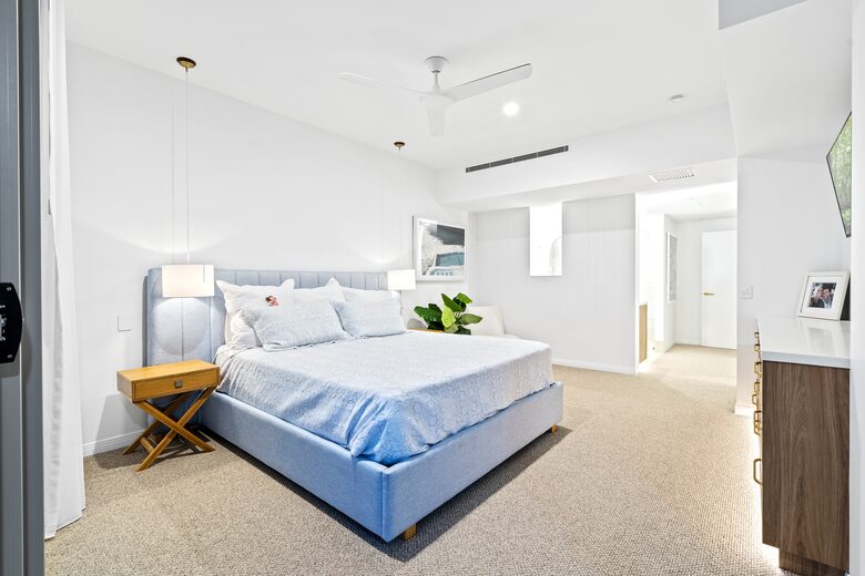 Elegant Waterfront Living on Ephraim Island - Gold Coast, Australia