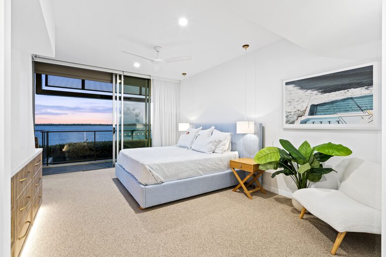 Elegant Waterfront Living on Ephraim Island - Gold Coast, Australia