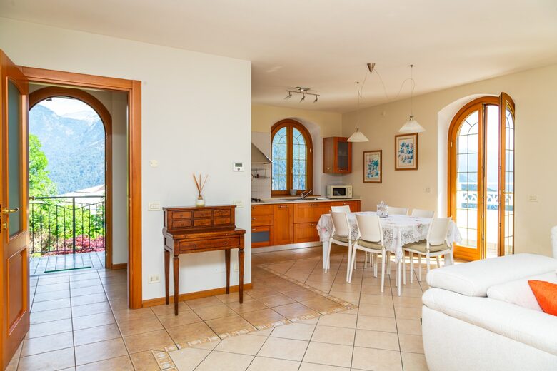 Renovated Val Camonica Mountain Residence - Cevo, Italy
