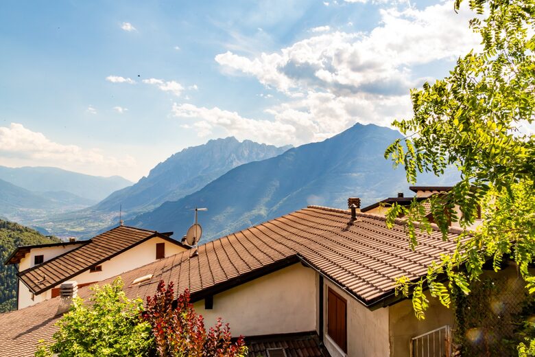 Renovated Val Camonica Mountain Residence - Cevo, Italy