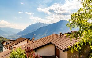 Renovated Val Camonica Mountain Residence - Cevo, Italy