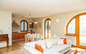 Renovated Val Camonica Mountain Residence - Cevo, Italy