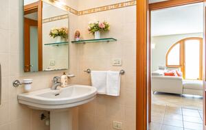 Renovated Val Camonica Mountain Residence - Cevo, Italy