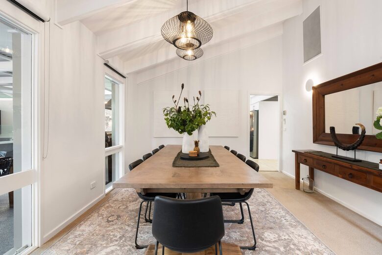 Pitt Town Estate with Mineral Pool and Putting Green - Pitt Town, Australia