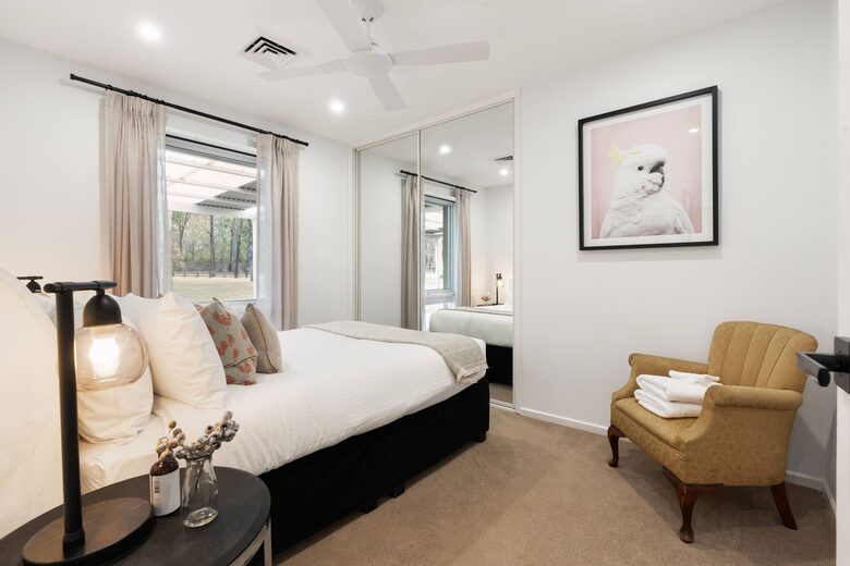 Pitt Town Estate with Mineral Pool and Putting Green - Pitt Town, Australia