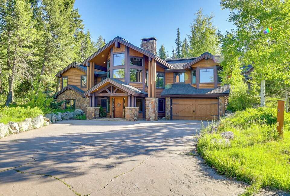 Ski-In/Ski-Out Mountain Retreat at Tamarack - Donnelly, Idaho