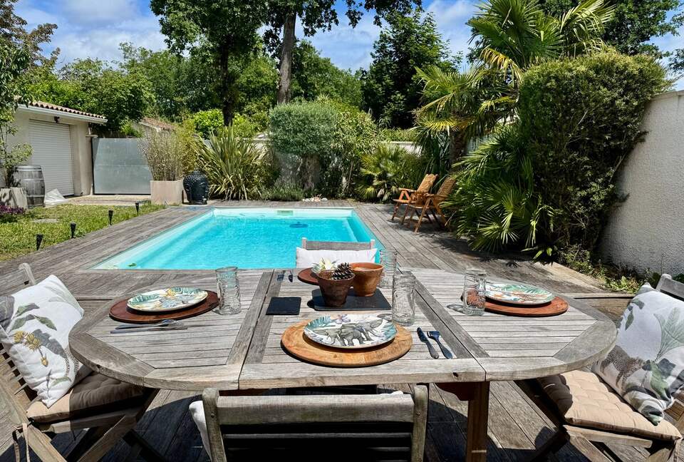 Modern Escape between Bordeaux and the Atlantic - Le Taillan-Médoc, France